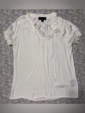 Premise White Ruffle-Trim Short Sleeve Blouse